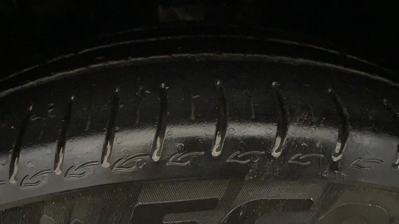 2024 Tata ALTROZ XM PLUS PETROL, Petrol, Manual, 42,134 km, Left Front Tyre Tread