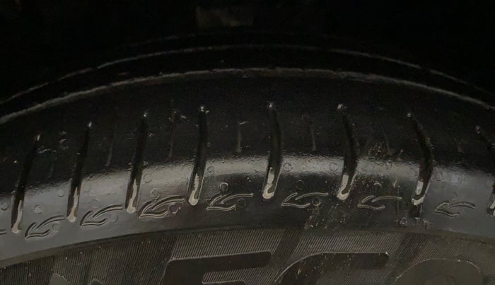 2024 Tata ALTROZ XM PLUS PETROL, Petrol, Manual, 42,048 km, Left Front Tyre Tread