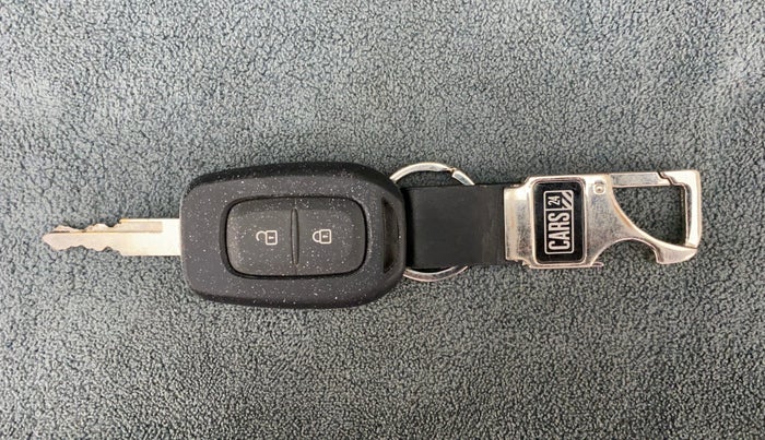 2019 Renault Kwid RXT 1.0 (O), Petrol, Manual, 45,766 km, Key Close Up