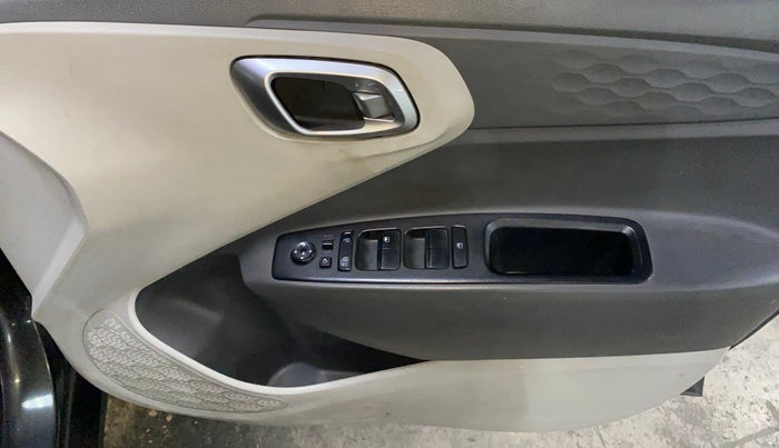 2020 Hyundai GRAND I10 NIOS SPORTZ 1.2 KAPPA VTVT, Petrol, Manual, 38,641 km, Driver Side Door Panels Control