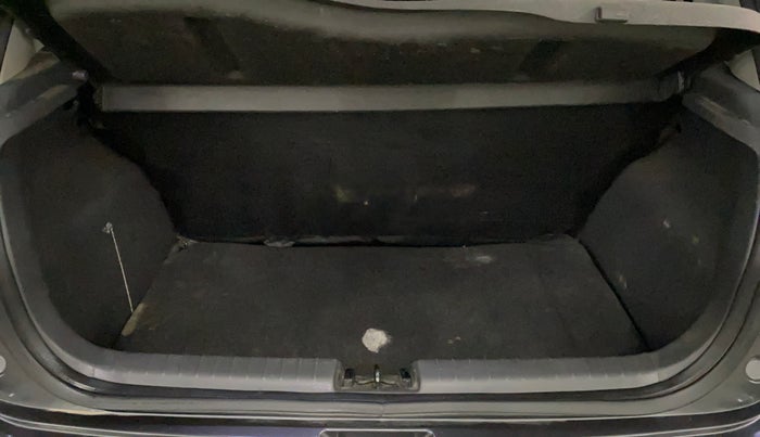 2020 Hyundai GRAND I10 NIOS SPORTZ 1.2 KAPPA VTVT, Petrol, Manual, 38,641 km, Boot Inside