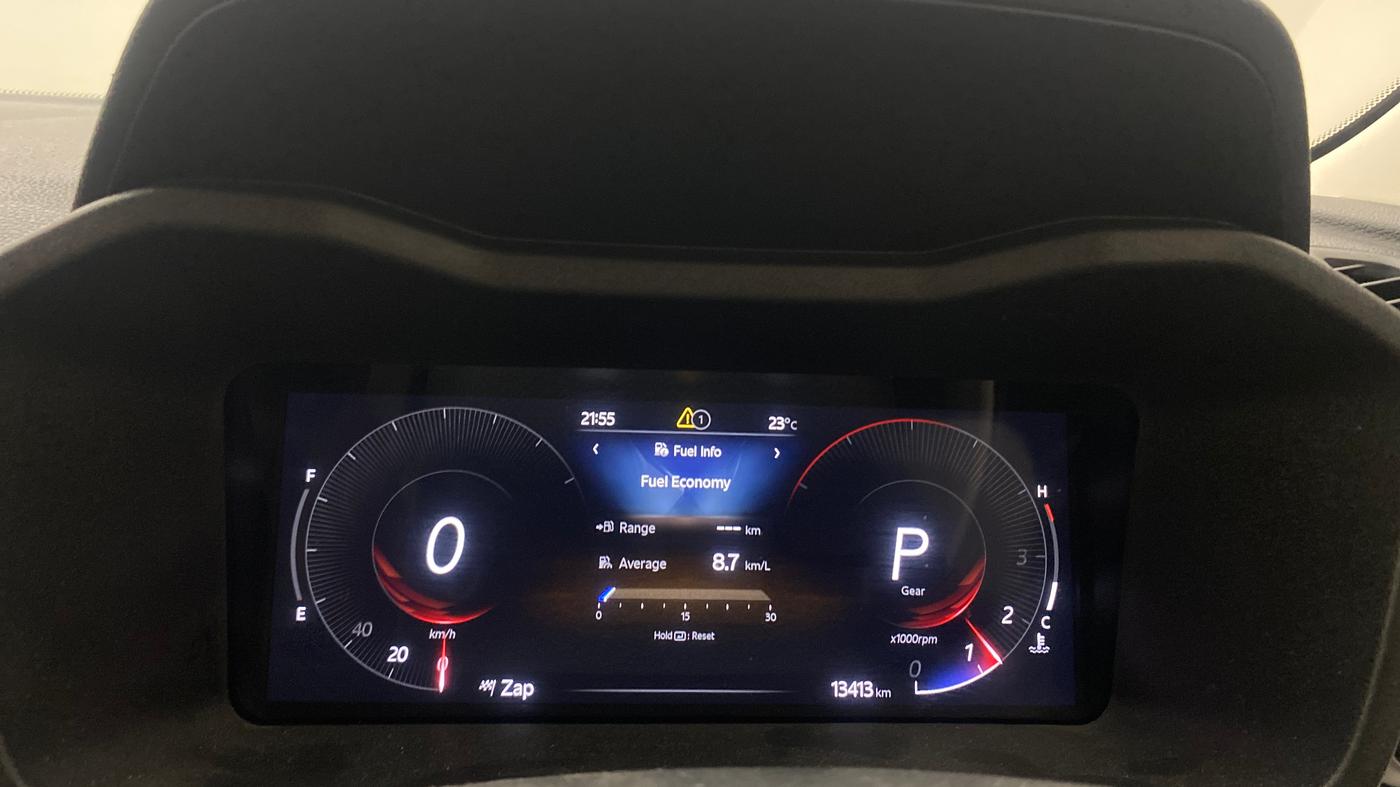 2025 Mahindra XUV 3XO AX5 1.2 L TCMPFI AT, Petrol, Automatic, 13,681 km, Odometer Image
