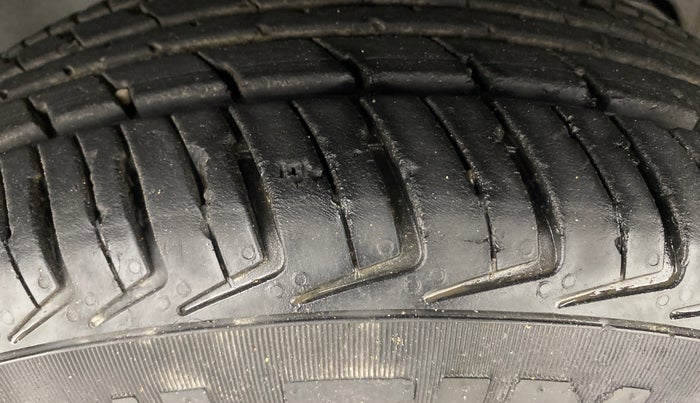 2019 Tata Tiago XM PETROL, Petrol, Manual, 23,621 km, Right Front Tyre Tread