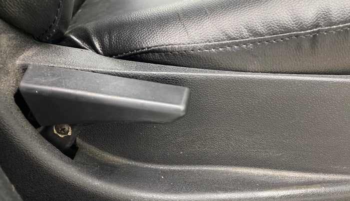 2019 Tata Tiago XM PETROL, Petrol, Manual, 23,621 km, Driver Side Adjustment Panel