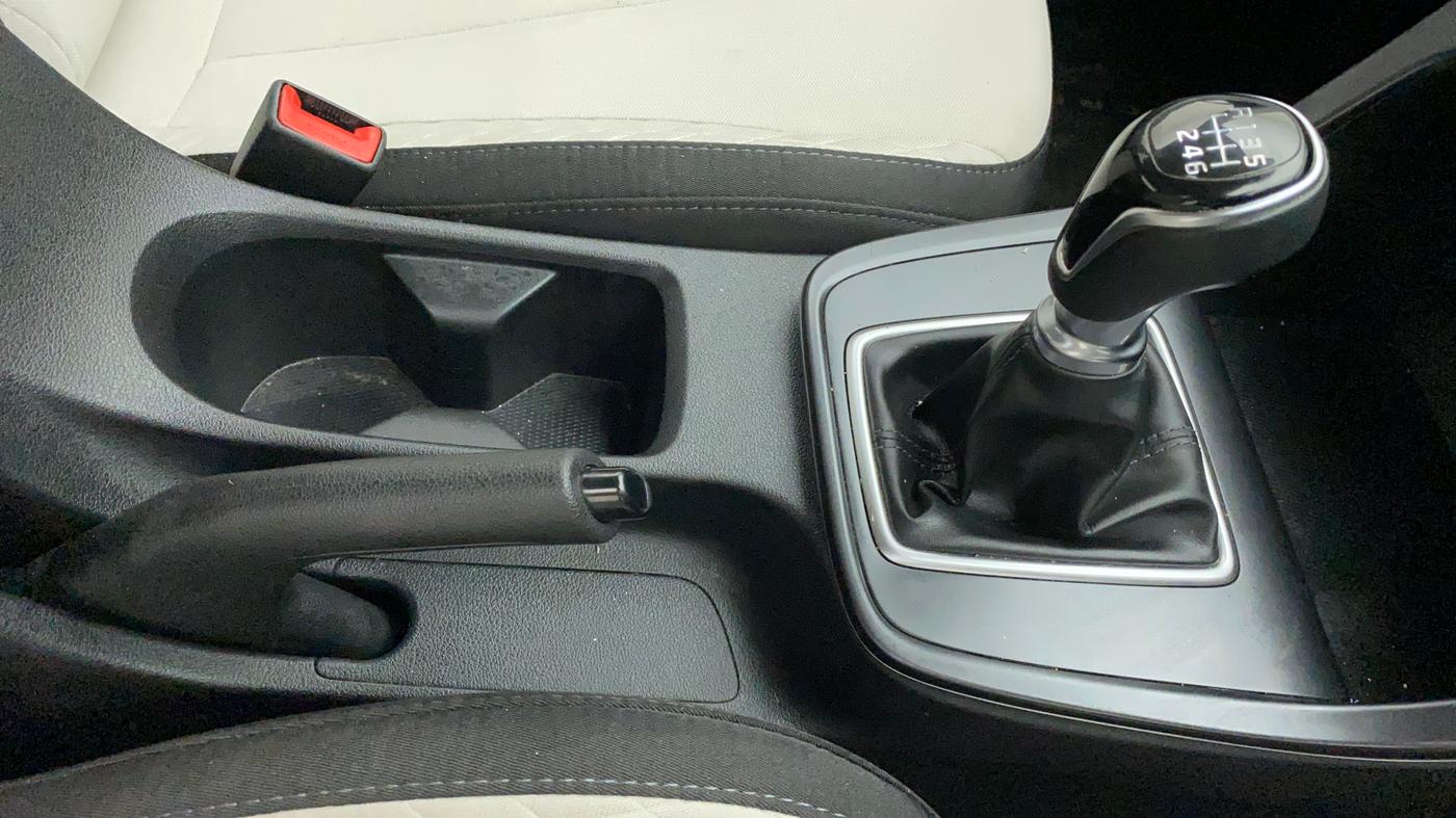 2021 Hyundai Creta S 1.5 PETROL, Petrol, Manual, 20,633 km, Gear Lever