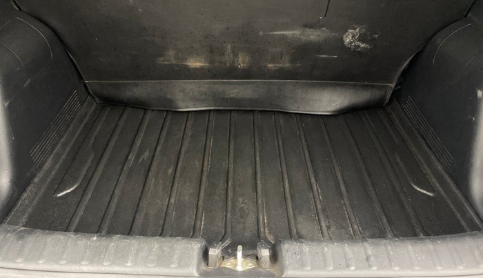 2023 KIA SONET HTK PLUS 1.0 IMT, Petrol, Manual, 59,912 km, Boot Inside