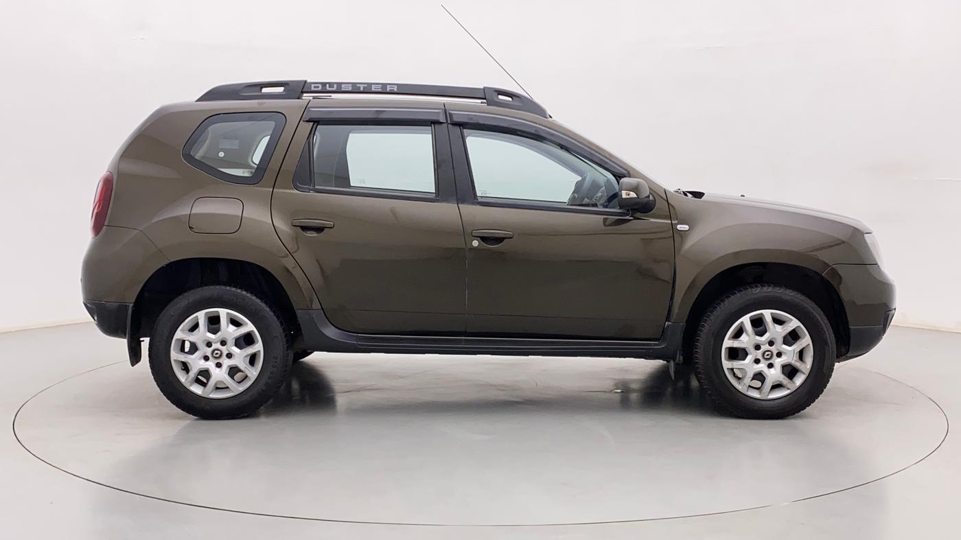 2017 Renault Duster RXL PETROL, Petrol, Manual, 50,772 km, Right Side View