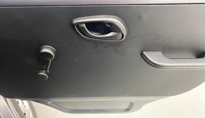 2020 Maruti Eeco 5 STR WITH AC PLUSHTR, Petrol, Manual, 7,951 km, Driver Side Door Panels Control