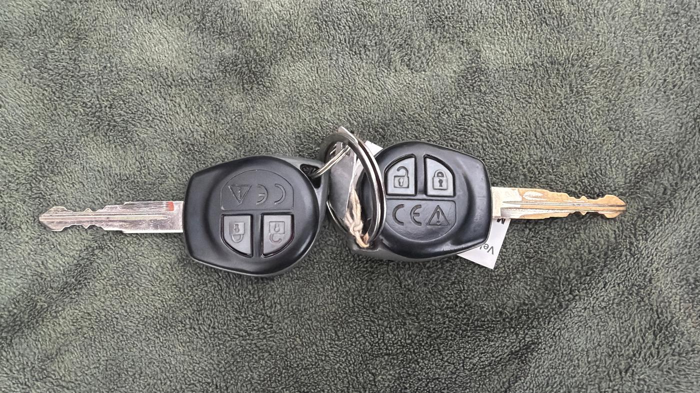 2022 Maruti BREZZA LXI, Petrol, Manual, 75,203 km, Key Close Up