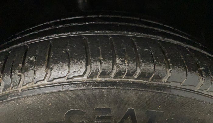 2019 Hyundai VENUE SX PLUS 1.0 TURBO DCT, Petrol, Automatic, 24,143 km, Right Front Tyre Tread