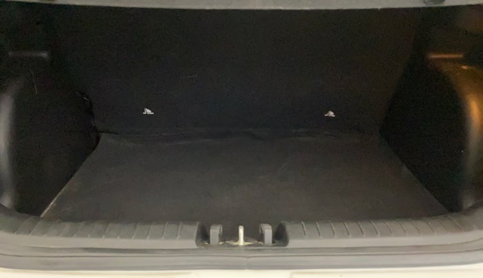 2019 Hyundai VENUE SX PLUS 1.0 TURBO DCT, Petrol, Automatic, 24,143 km, Boot Inside