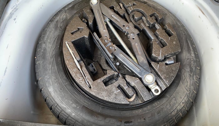 2021 Volkswagen Polo COMFORTLINE 1.0L MPI, Petrol, Manual, 66,725 km, Spare Tyre