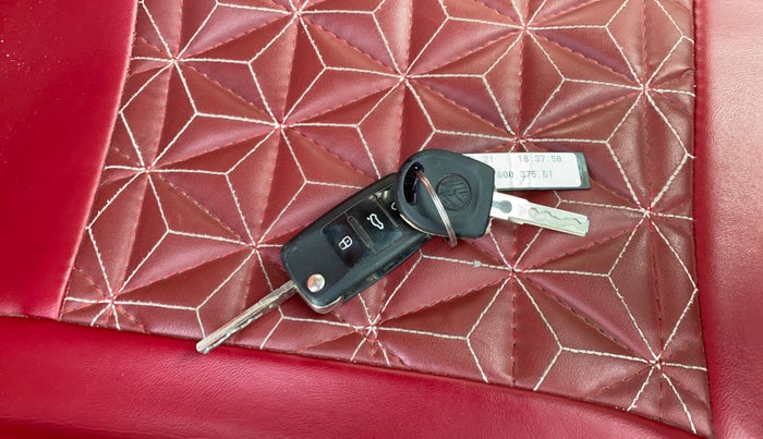 2021 Volkswagen Polo COMFORTLINE 1.0L MPI, Petrol, Manual, 66,725 km, Key Close Up