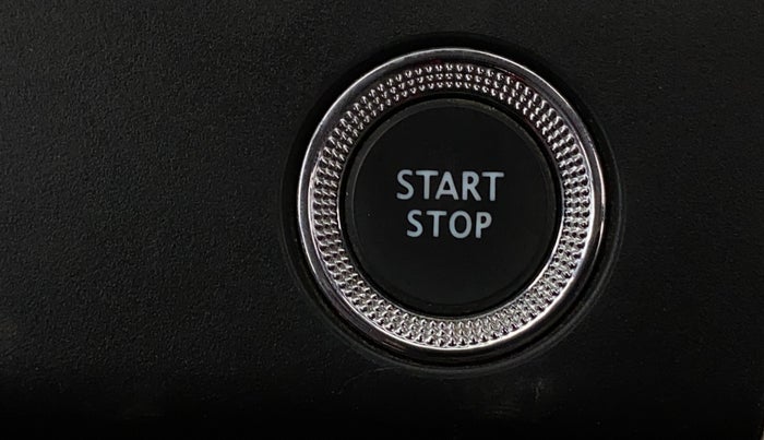 2020 Renault TRIBER RXZ AMT, Petrol, Automatic, 29,884 km, Keyless Start/ Stop Button