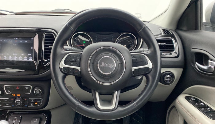 2017 Jeep Compass 2.0 LIMITED 4*2, Diesel, Manual, 68,193 km, Steering Wheel Close Up