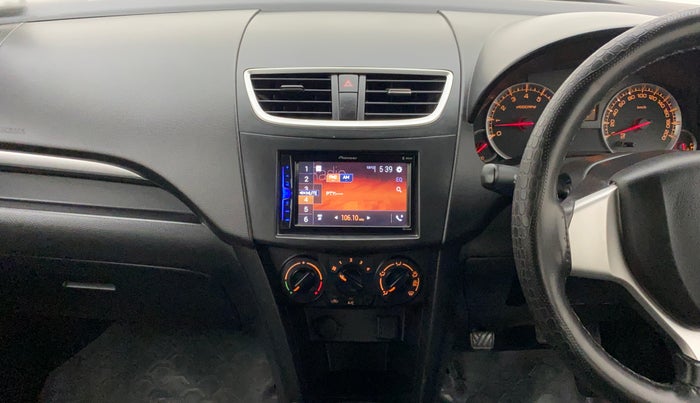 2017 Maruti Swift VXI, Petrol, Manual, 43,611 km, Air Conditioner
