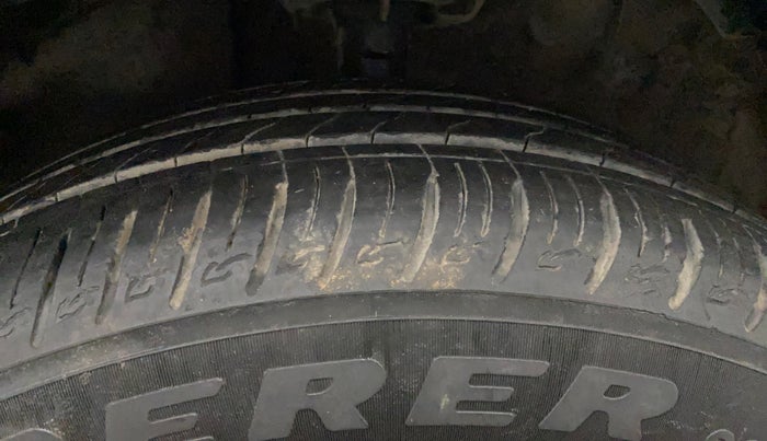 2020 KIA SONET HTX 1.0 IMT, Petrol, Manual, 17,607 km, Left Front Tyre Tread