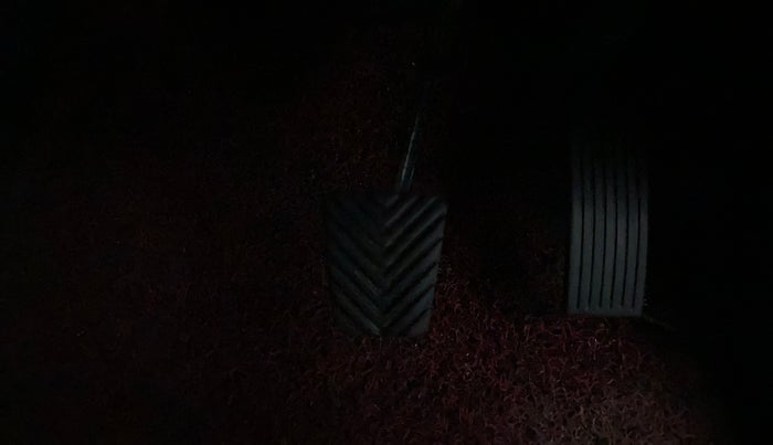 2020 KIA SONET HTX 1.0 IMT, Petrol, Manual, 17,607 km, Pedals