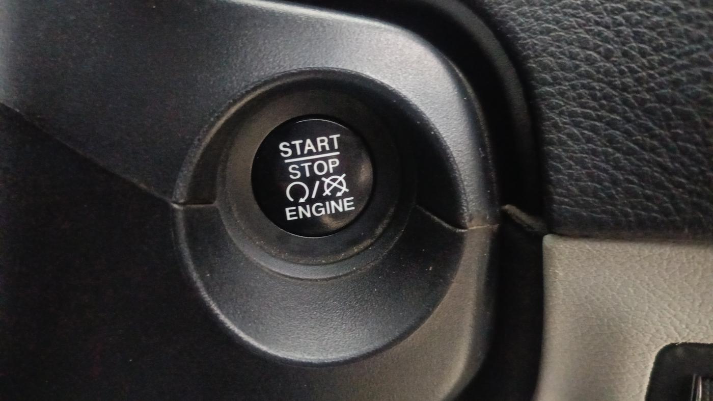 2017 Jeep Compass LIMITED 1.4 PETROL AT, Petrol, Automatic, 66,520 km, Keyless Start/ Stop Button