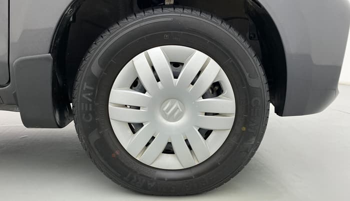 2019 Maruti Alto 800 VXI, Petrol, Manual, 2,418 km, Right Front Wheel