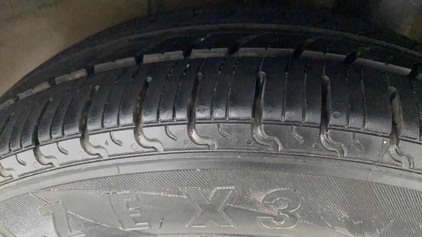 2016 Hyundai Xcent SX 1.2, Petrol, Manual, 57,443 km, Left Rear Tyre Tread