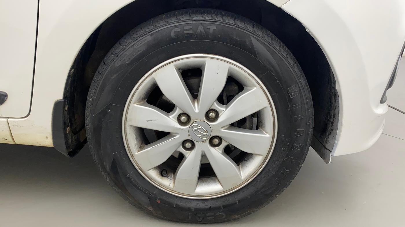2016 Hyundai Xcent SX 1.2, Petrol, Manual, 57,443 km, Right Front Wheel