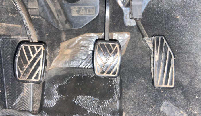 2022 Maruti Baleno ZETA PETROL 1.2, Petrol, Manual, 46,000 km, Pedals