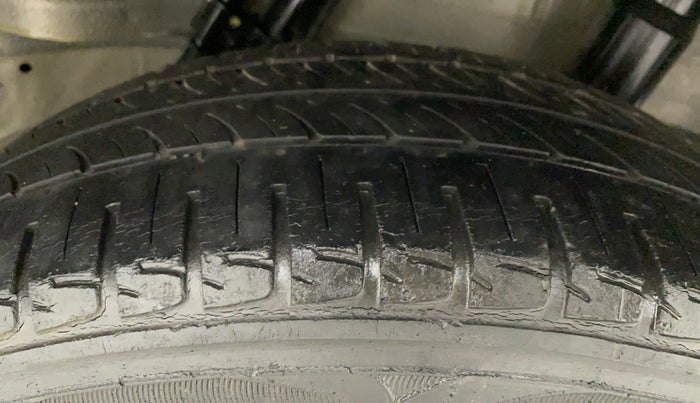 2012 Honda City 1.5L I-VTEC V MT, Petrol, Manual, 98,614 km, Left Rear Tyre Tread