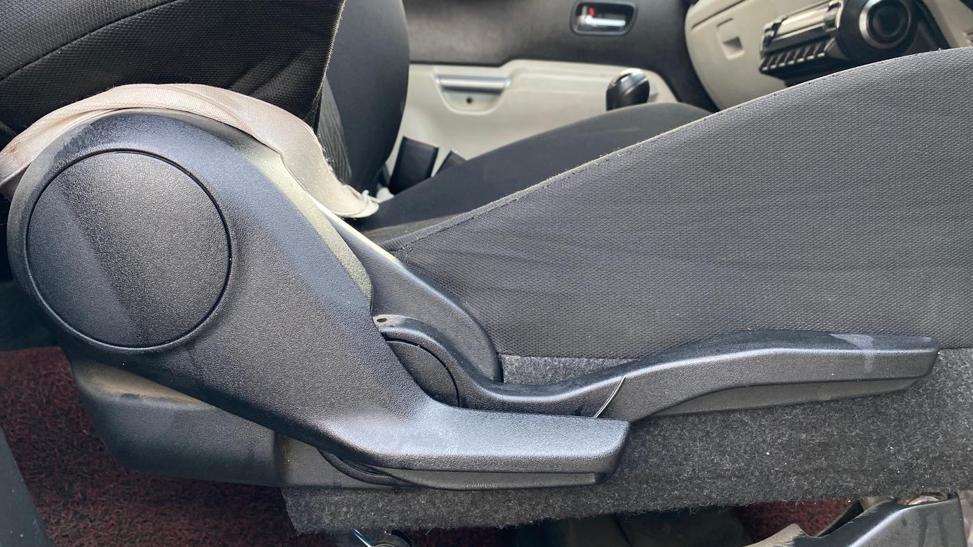 2024 Maruti IGNIS ALPHA 1.2, Petrol, Manual, 21,684 km, Driver Side Adjustment Panel