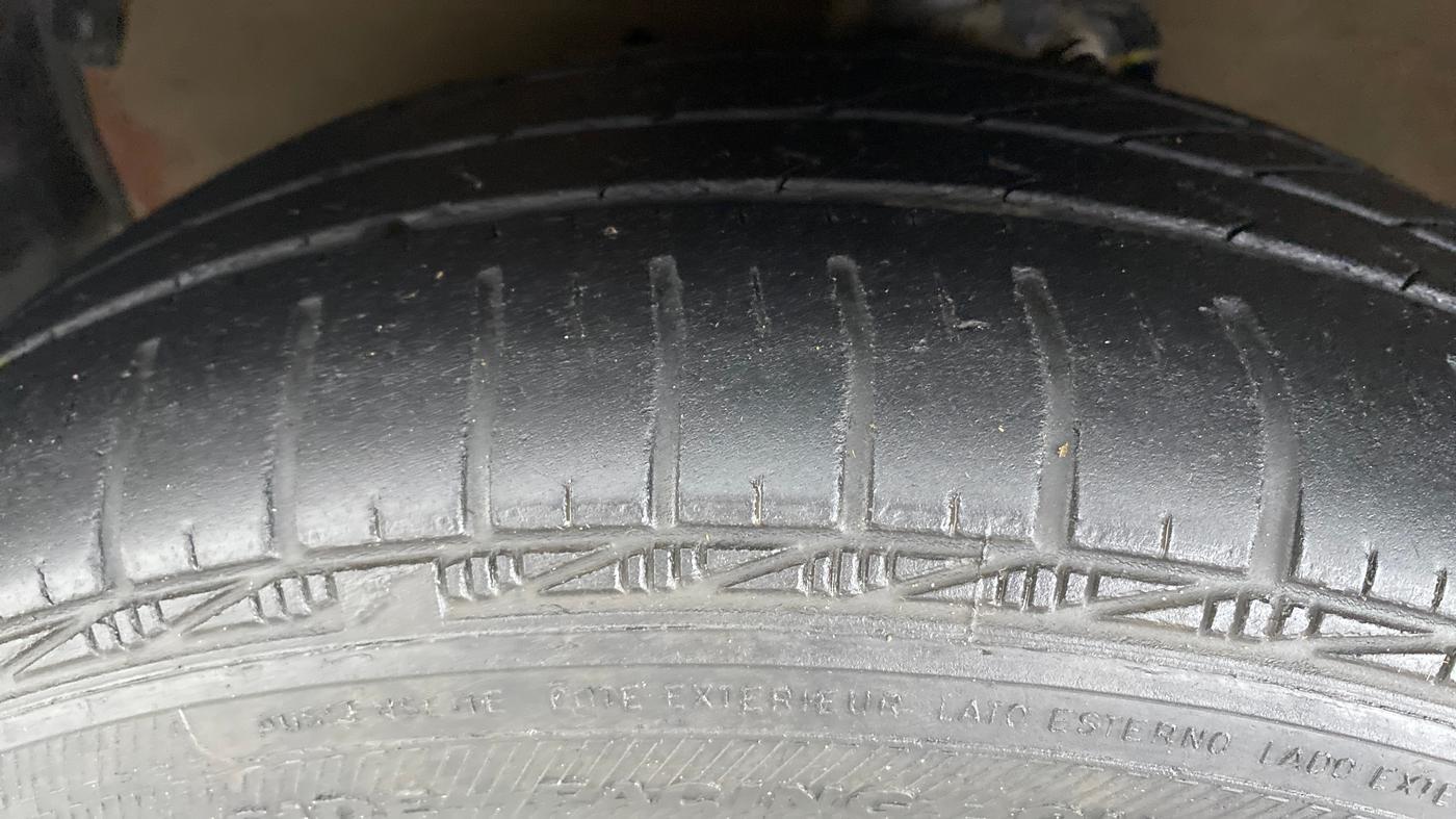 2018 Maruti Celerio X ZXI OPT AMT, Petrol, Automatic, 36,535 km, Left Front Tyre Tread