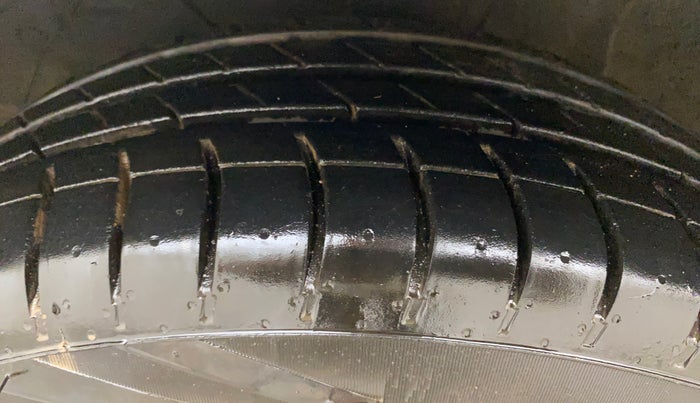 2018 Maruti Dzire ZXI PLUS AMT, Petrol, Automatic, 53,766 km, Left Front Tyre Tread