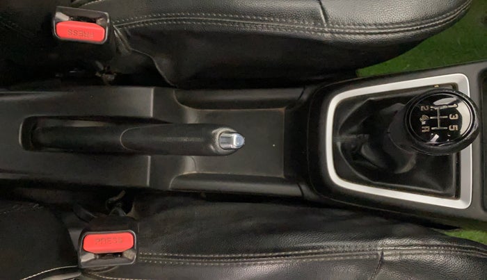 2020 Maruti Swift ZXI, Petrol, Manual, 80,168 km, Gear Lever