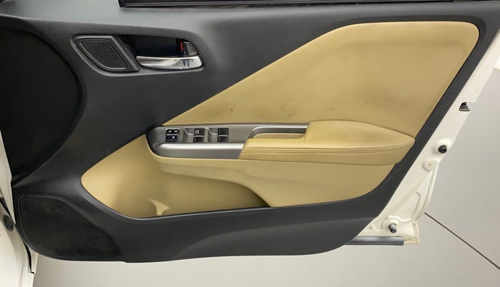 2014 Honda City 1.5L I-VTEC VX CVT, Petrol, Automatic, 94,407 km, Driver Side Door Panels Control