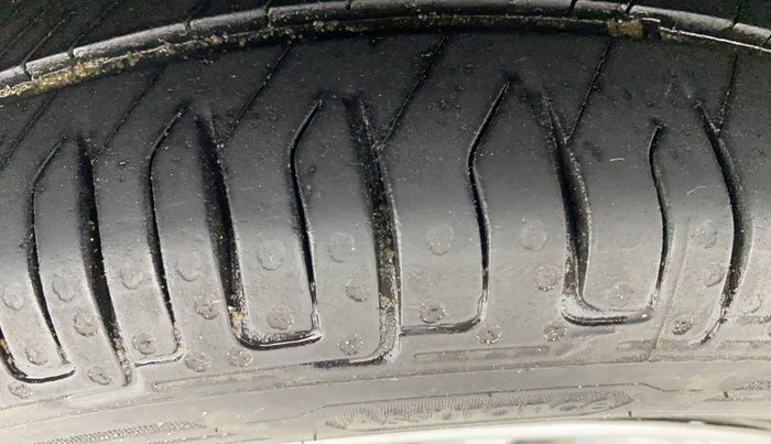 2017 Maruti Alto K10 VXI (O), Petrol, Manual, 55,404 km, Right Rear Tyre Tread