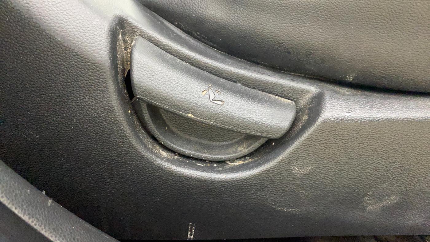 2018 Hyundai Grand i10 SPORTZ 1.2 KAPPA VTVT, Petrol, Manual, 97,160 km, Driver Side Adjustment Panel