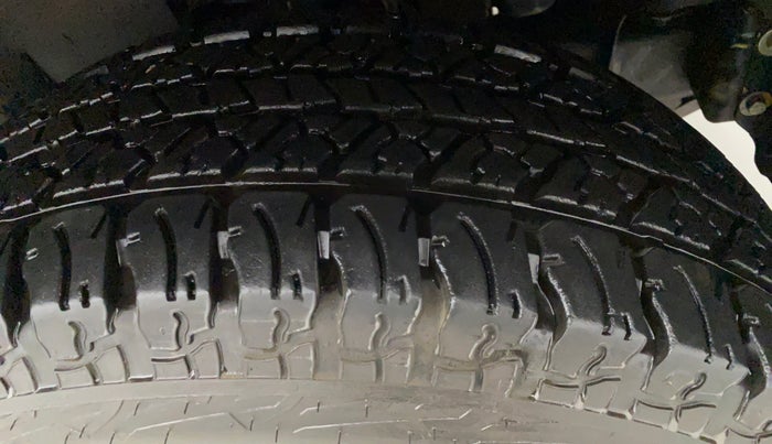 2021 Mahindra Thar LX PETROL HT 4WD AT, Petrol, Automatic, 5,043 km, Left Front Tyre Tread