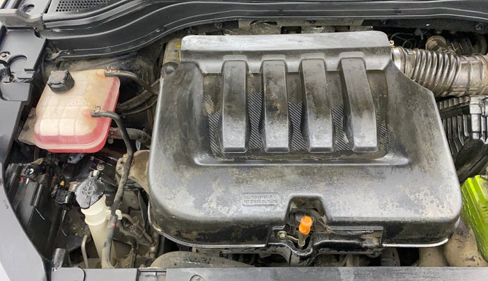 2023 Mahindra XUV700 AX 7 LUXURY P AT 7 STR, Petrol, Automatic, 60,165 km, Engine View - Right