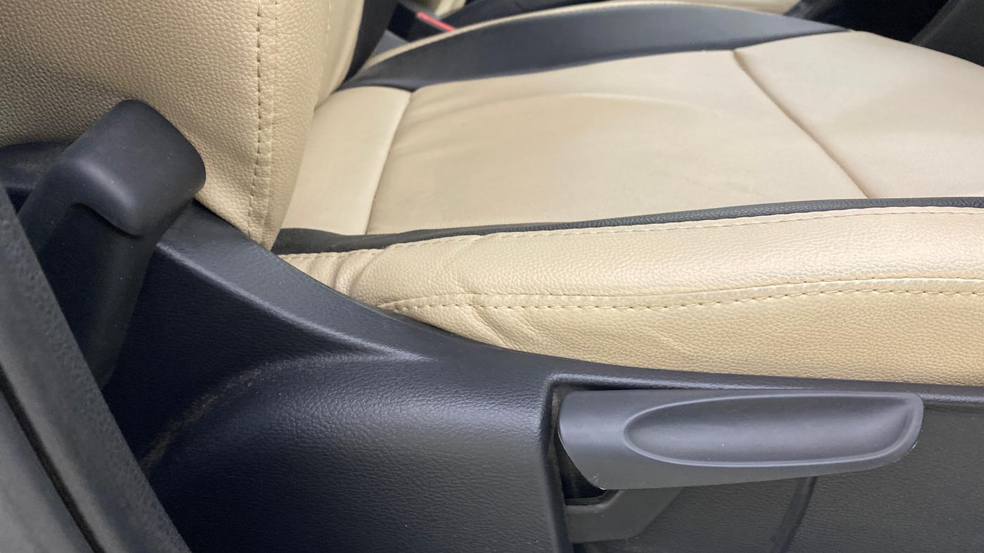 2021 Skoda Rapid AMBITION AT TSI, Petrol, Automatic, 35,973 km, Driver Side Adjustment Panel