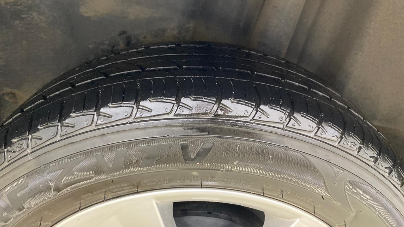 2021 Skoda Rapid AMBITION AT TSI, Petrol, Automatic, 35,973 km, Left Rear Tyre Tread