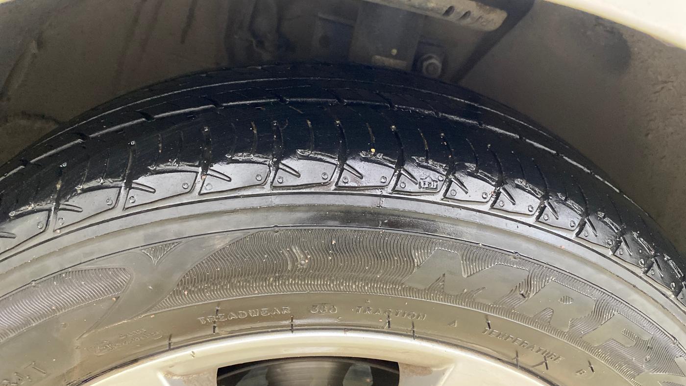 2021 Skoda Rapid AMBITION AT TSI, Petrol, Automatic, 35,973 km, Right Front Tyre Tread