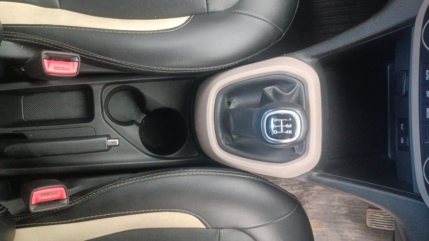 2019 Hyundai Grand i10 ASTA 1.2 KAPPA VTVT, Petrol, Manual, 19,693 km, Gear Lever