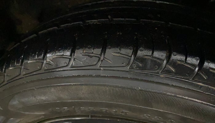 2018 Maruti Baleno DELTA PETROL 1.2, Petrol, Manual, 43,757 km, Left Rear Tyre Tread