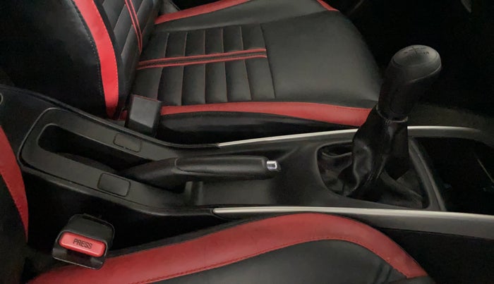 2018 Maruti Baleno DELTA PETROL 1.2, Petrol, Manual, 43,757 km, Gear Lever