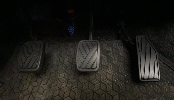 2018 Maruti Baleno DELTA PETROL 1.2, Petrol, Manual, 43,757 km, Pedals