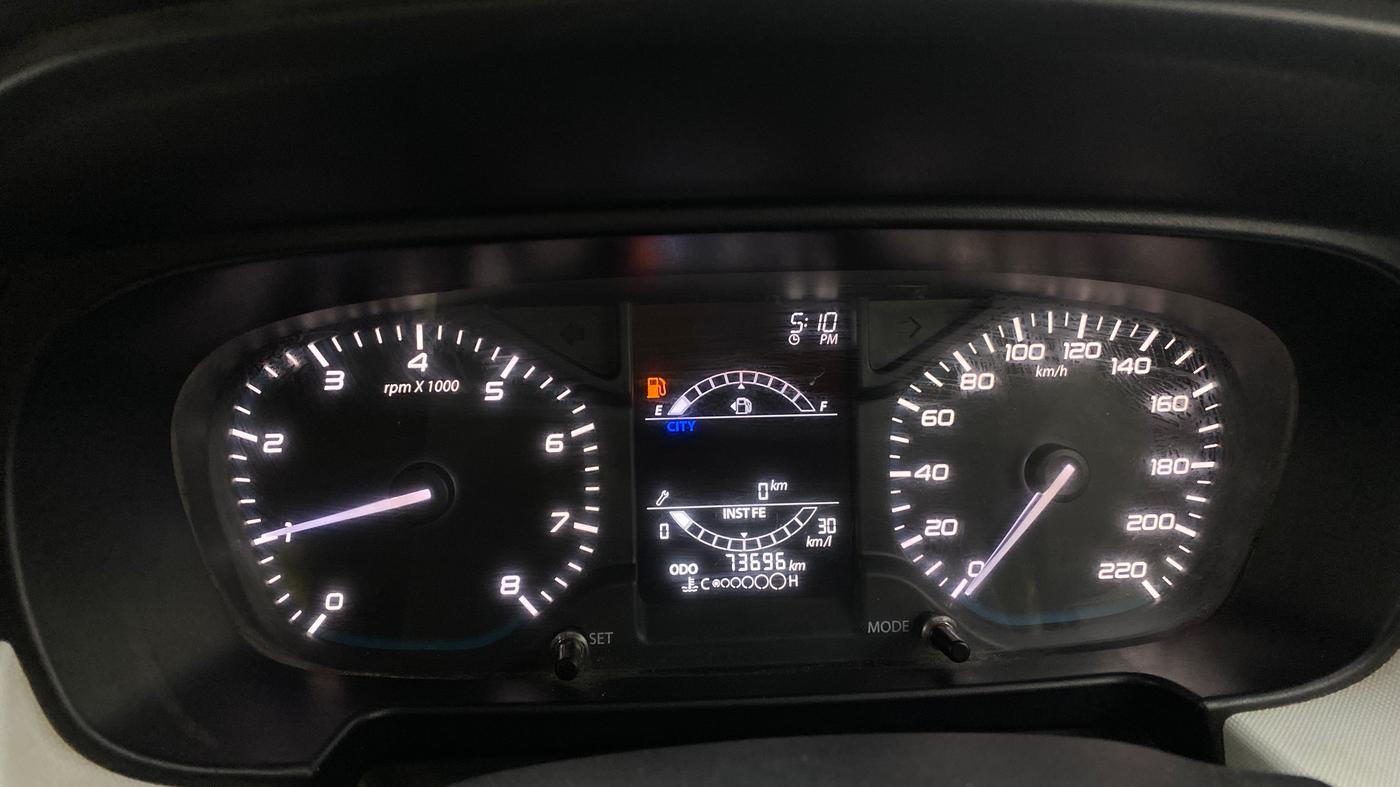 2022 Tata PUNCH PURE MT, Petrol, Manual, 73,696 km, Odometer Image