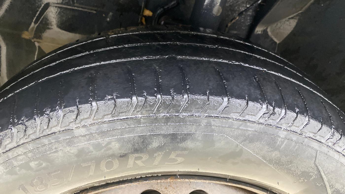 2022 Tata PUNCH PURE MT, Petrol, Manual, 73,696 km, Left Front Tyre Tread