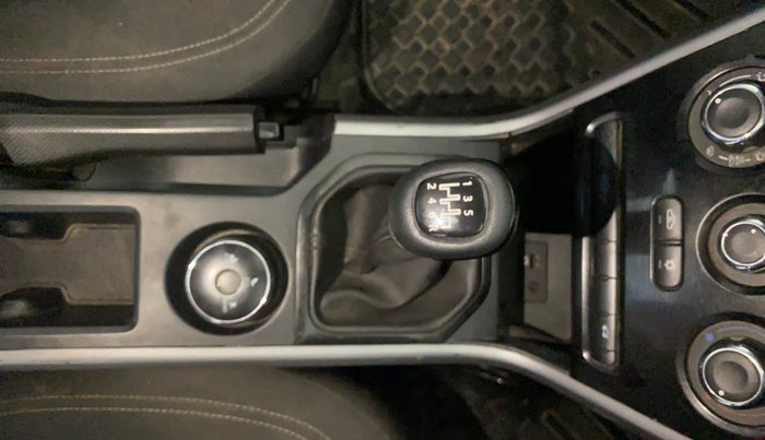 2020 Tata NEXON XM PETROL, Petrol, Manual, 72,464 km, Gear Lever