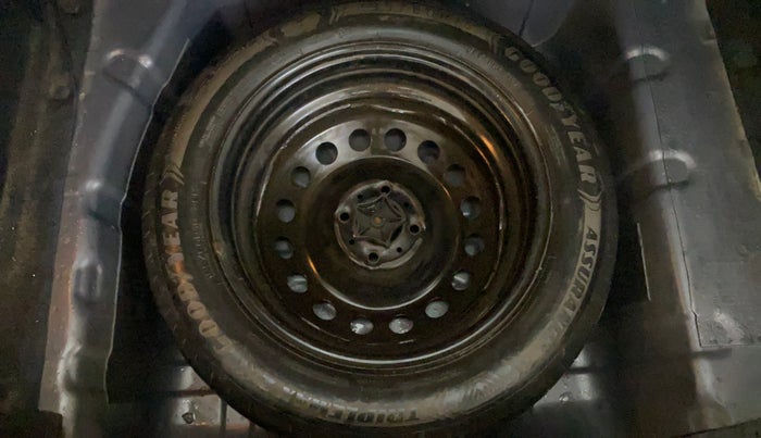 2020 Tata NEXON XM PETROL, Petrol, Manual, 72,464 km, Spare Tyre