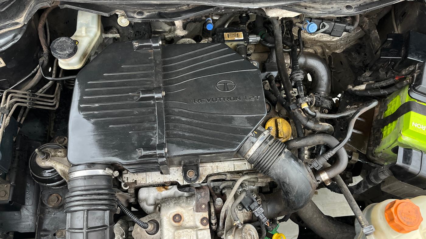 2016 Tata Zest XMS PETROL, Petrol, Manual, 73,372 km, Engine View