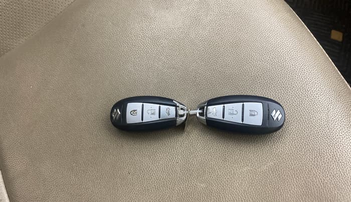 2017 Maruti Ciaz ALPHA  AT 1.4  PETROL, Petrol, Automatic, 42,935 km, Key Close Up
